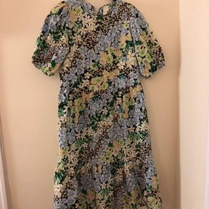 Midi length floral puff sleeved dress